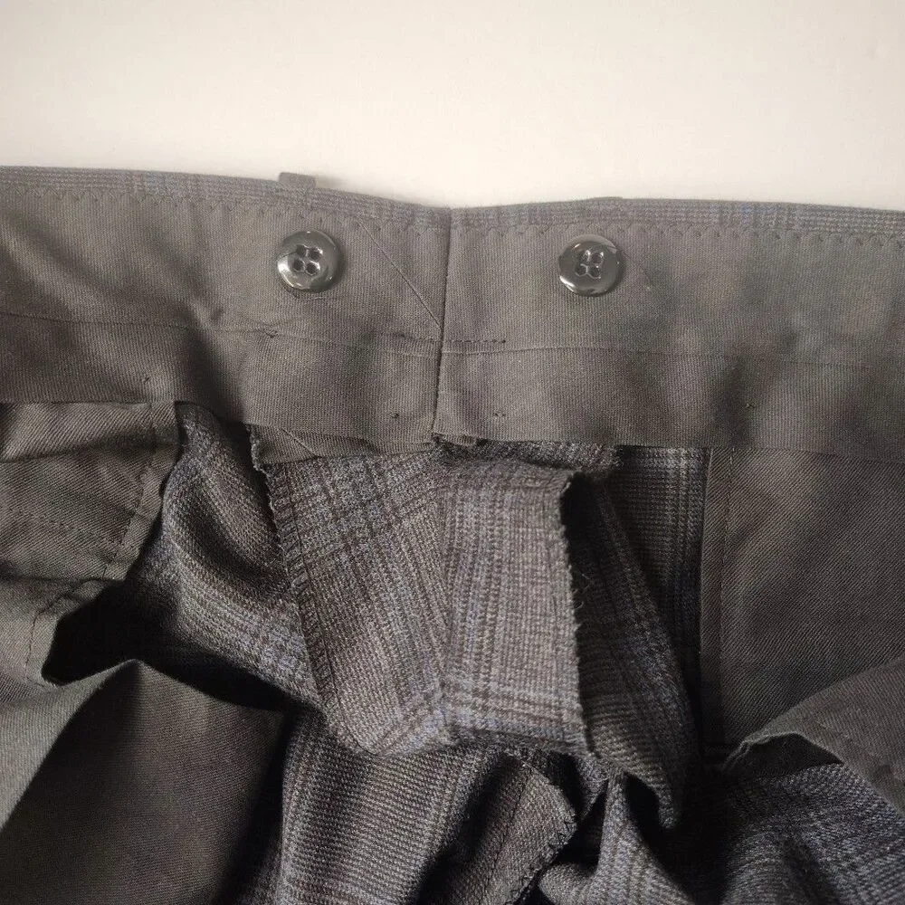 Jos A Bank Mens 40x32 Gray Blue Plaid Signature Wool Pleated Cuffed Dress Pants